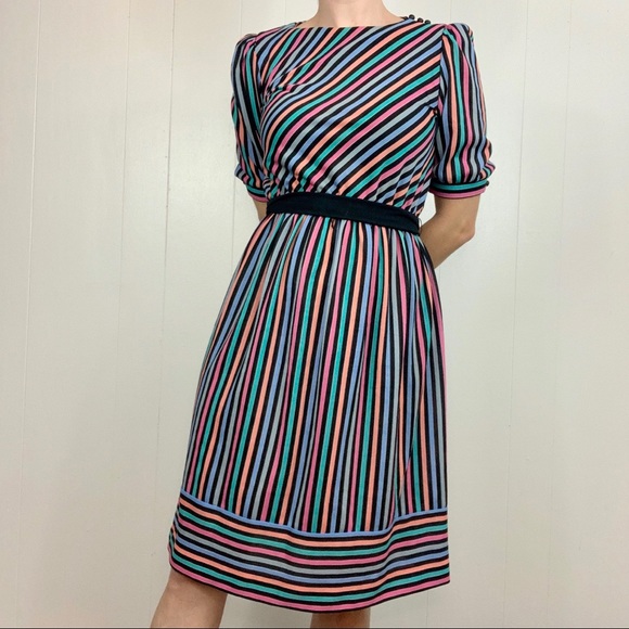 Vintage Dresses & Skirts - VINTAGE Pastel Striped Short Sleeve Belted Dress